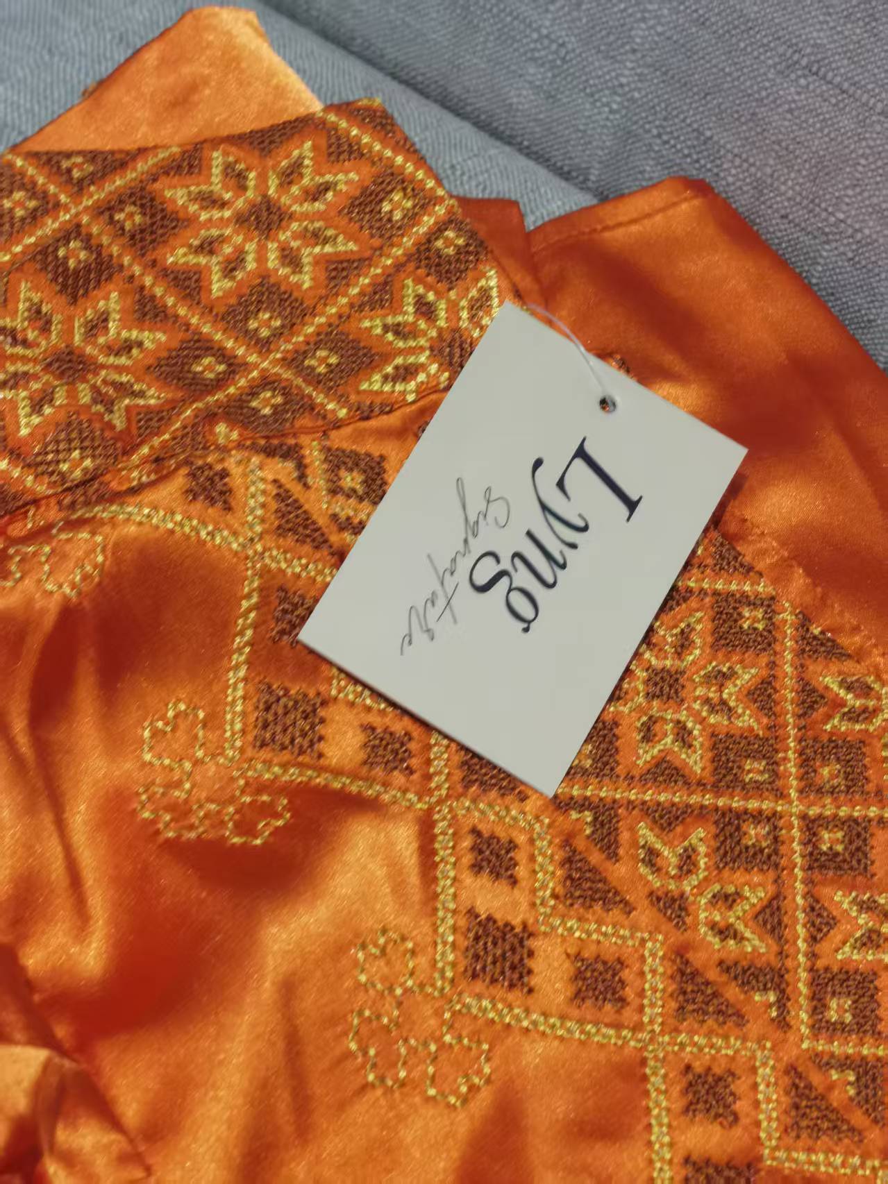 Drömblusen Orange siden