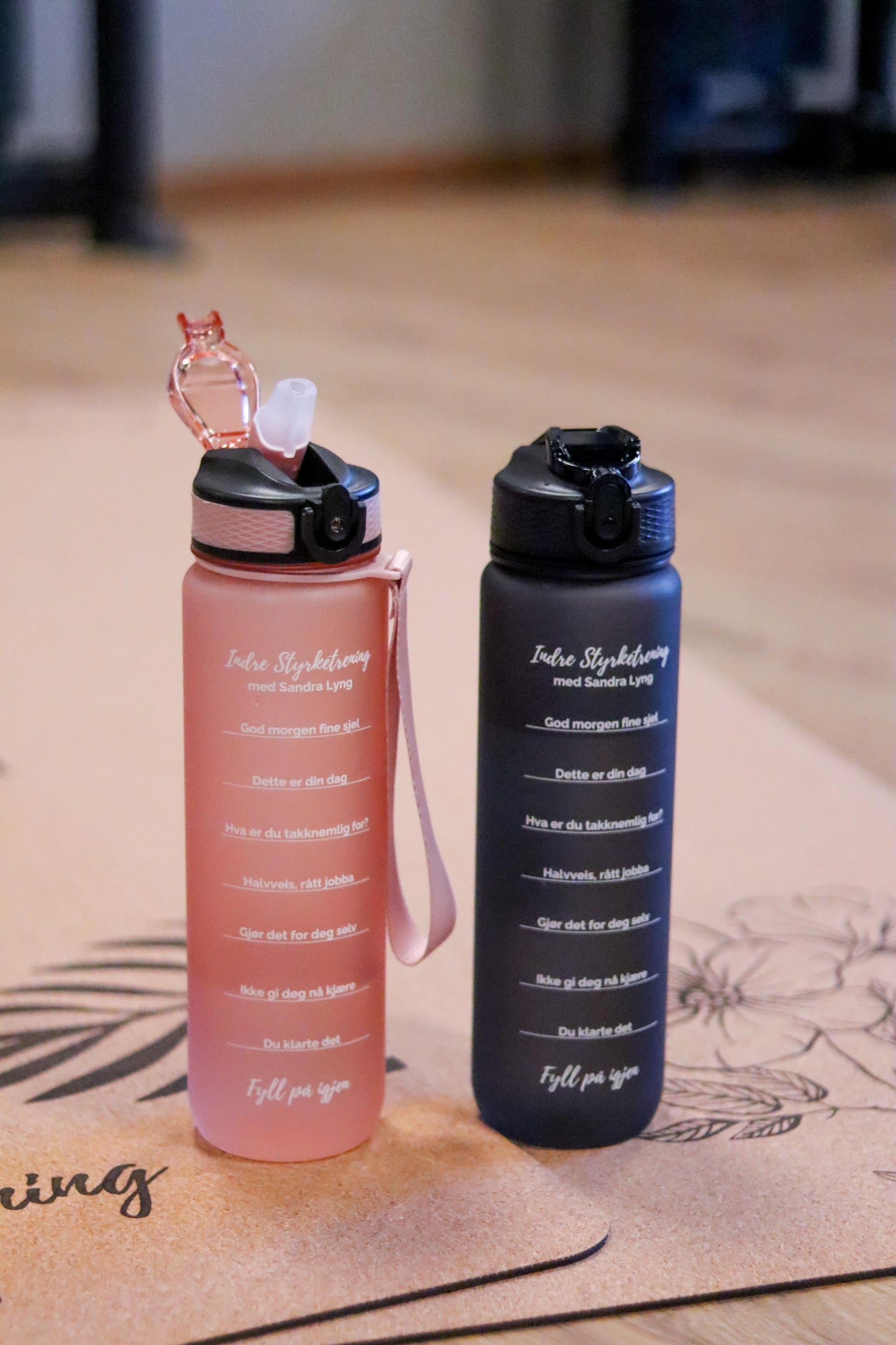 Inre styrketräning Motivationsflaska Svart