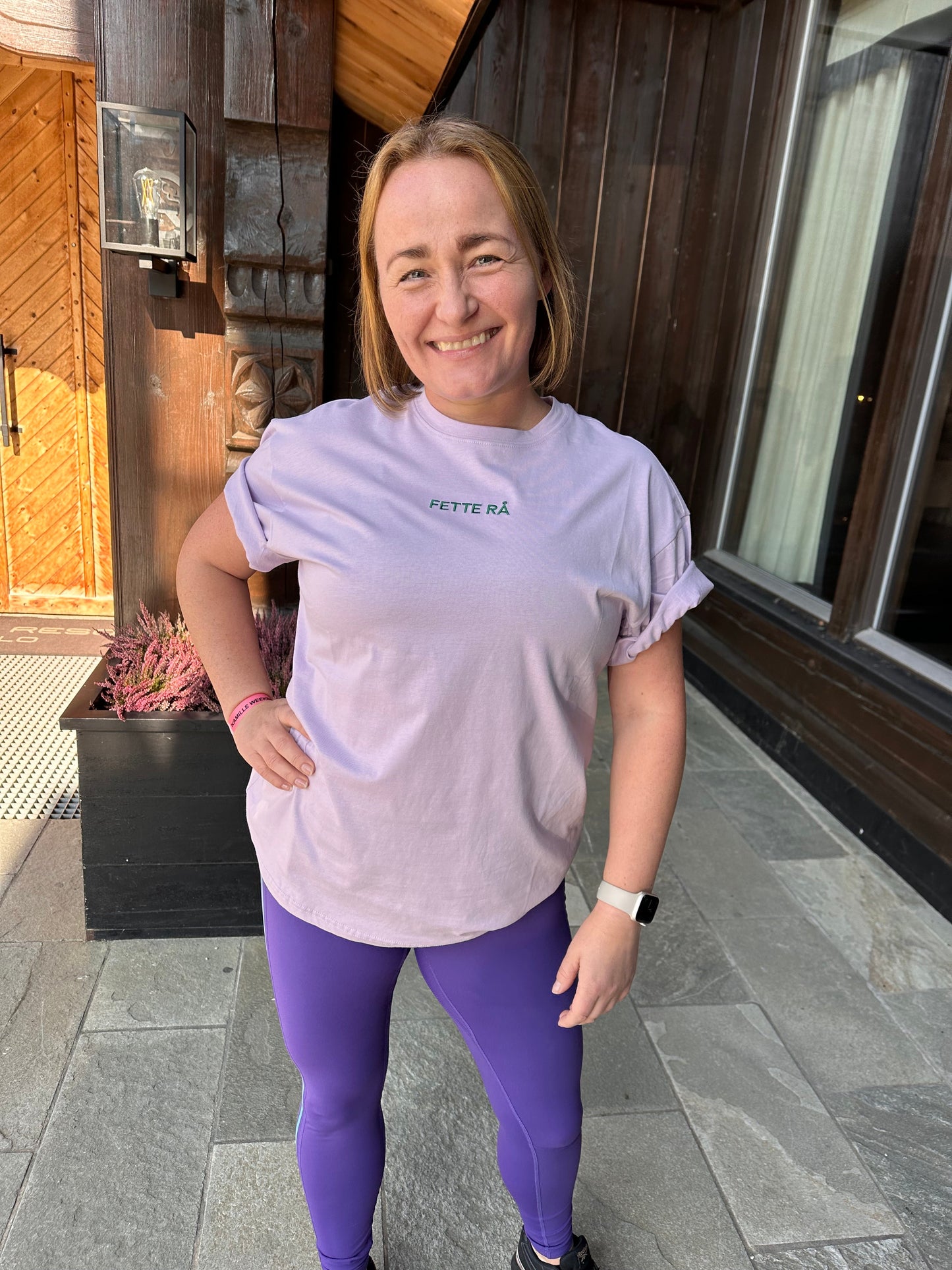 Lyng Fette Rå T-skjorte ÖVERSTOR