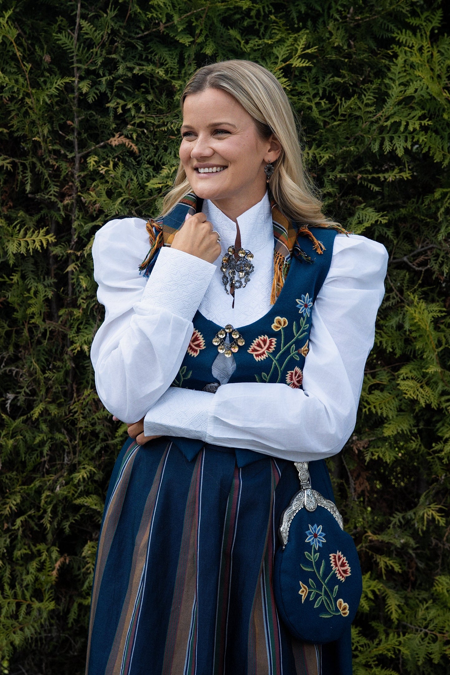 Drömblus Vit med vit broderi