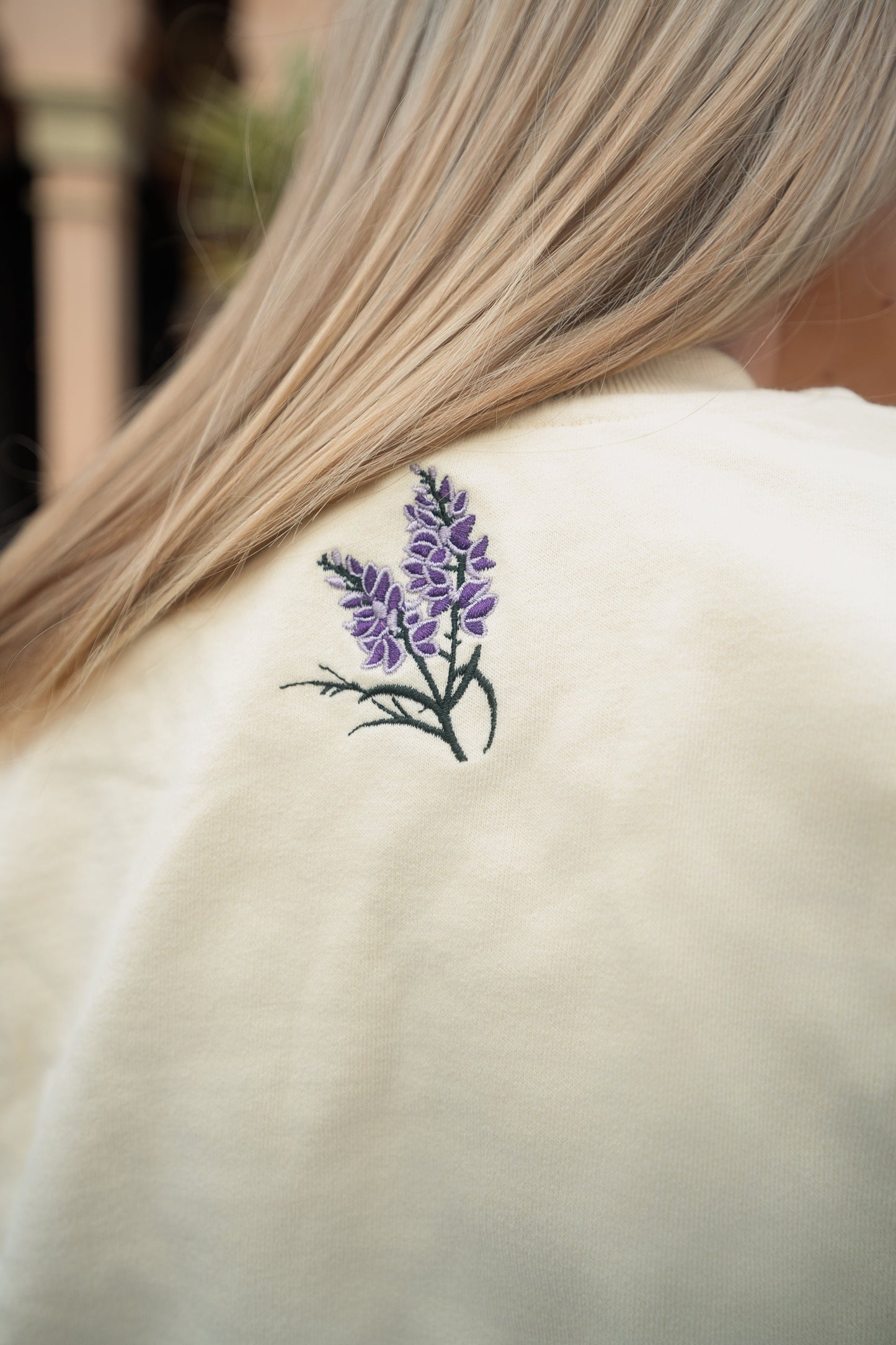 Self Impress Club Genser - Gul