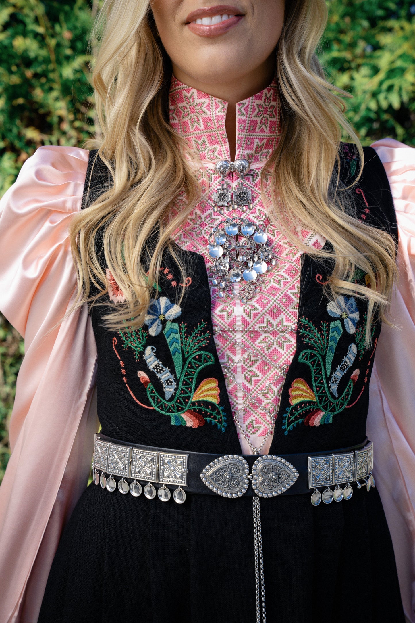 Drömblusen i rosa siden